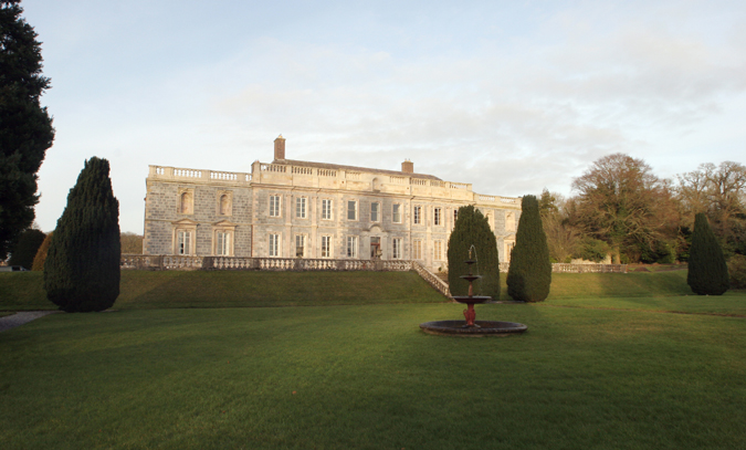 Shinrone: Gloster House and Gardens