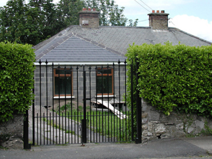 18 Knockmeenagh Road,  CLONDALKIN, Clondalkin,  Co. DUBLIN