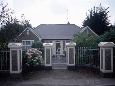 Saint Mochta's Catholic Church, Luttrellstown Road,  ASTAGOB (CA. BY.) CLONSILLA ED,  Co. DUBLIN