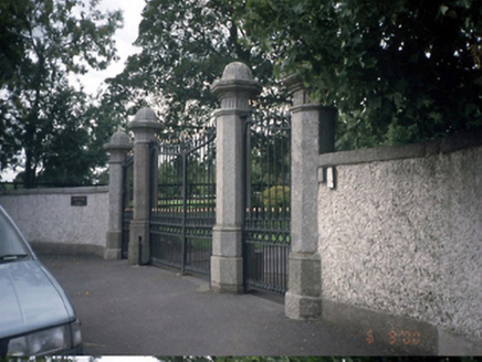 Diswellstown House, Luttrellstown Road,  DISWELLSTOWN,  Co. DUBLIN