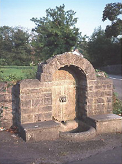 Wingfield Memorial Fountain, Ballycolla Road, Well Road, KNOCKNAMOE, Abbeyleix,  Co. LAOIS