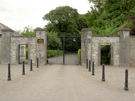 Castle Forbes, Main Street,  CASTLEFORBES DEMESNE, Newtown Forbes,  Co. LONGFORD