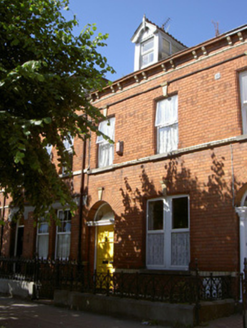 42 Castle Road,  TOWNPARKS (Upper Dundalk By.), Dundalk,  Co. LOUTH