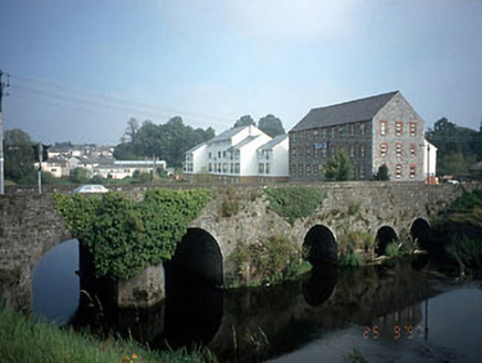New Bridge, Athlumney Road,  TOWNPARKS, Navan,  Co. MEATH