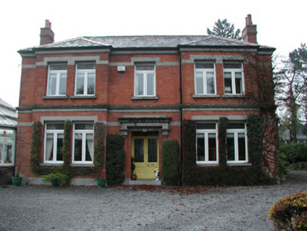 Clonminch House, Killeigh Road,  SPOLLANSTOWN, Tullamore,  Co. OFFALY