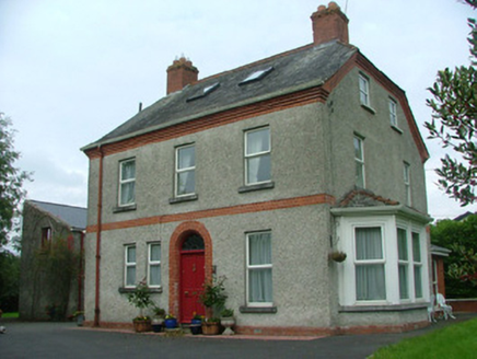 Knockaulin, Charleville Road,  KILCRUTTIN, Tullamore,  Co. OFFALY