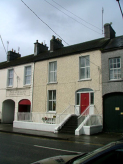 10 Emmet Street,  TOWNPARKS (BB. BY.), Birr,  Co. OFFALY