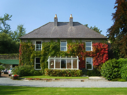 Carley's Bridge House, CARRIGABRUSE,  Co. WEXFORD