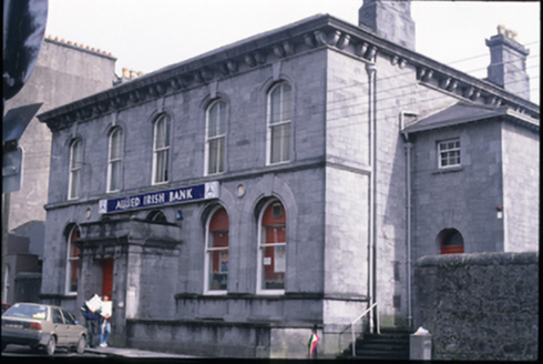 Bank House, Bindon Street,  LIFFORD, Ennis,  Co. CLARE