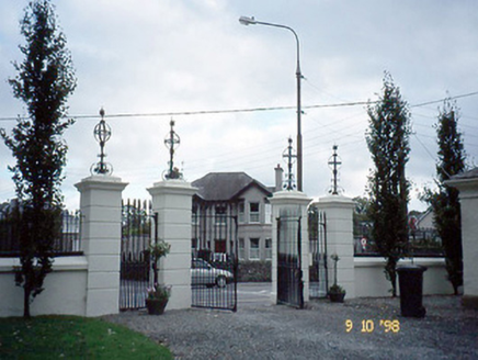 Killarney House, Flesk Road, The Hahah, KNOCKREER, Killarney,  Co. KERRY