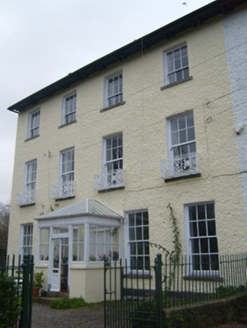 Glebe House, 4 Tontines,  CLOON AND COMMONS, Castleconnell,  Co. LIMERICK