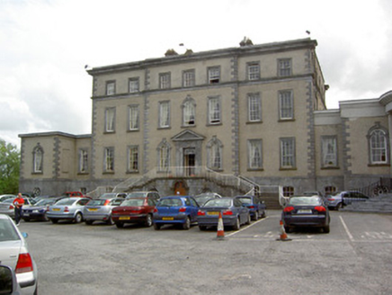 Dundrum House, DUNDRUM, Dundrum,  Co. TIPPERARY SOUTH
