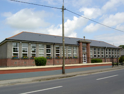 Scoil Chormaic, Golden Road,  LOUGHNAFINA, Cashel,  Co. TIPPERARY SOUTH