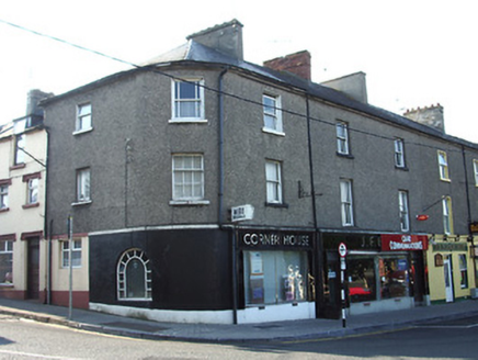 Corner House, The Square, Old Church Street, TOWNPARKS (CAHER PR), Cahir,  Co. TIPPERARY SOUTH