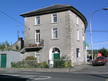 Abbey Street, Bridge Street, TOWNPARKS (CAHER PR), Cahir,  Co. TIPPERARY SOUTH