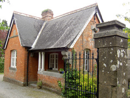 Springfield House, Coleville Road,  RAHEEN (CLONBULLOGE PR), Clonmel,  Co. TIPPERARY SOUTH