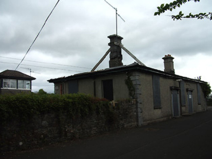 Carrick-on-Suir Railway Station, Cregg Road,  KNOCKNACONNERY, Carrick-on-Suir,  Co. TIPPERARY SOUTH