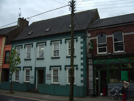 44 Main Street,  TOWN PARKS, Carrick-on-Suir,  Co. TIPPERARY SOUTH