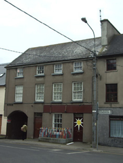 1 Castle Street,  TOWN PARKS, Carrick-on-Suir,  Co. TIPPERARY SOUTH