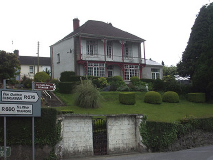 Riverview House, Lower Waterford Road,  CARRICKBEG, Carrick-on-Suir,  Co. TIPPERARY SOUTH