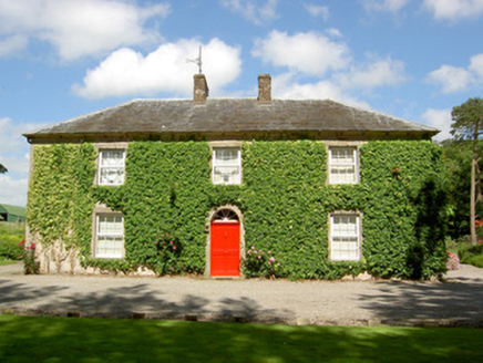 Farmly House, LOUGHACUTTEEN,  Co. TIPPERARY SOUTH