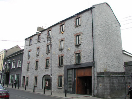 Slievenamon Road,  THURLES TOWNPARKS, Thurles,  Co. TIPPERARY NORTH