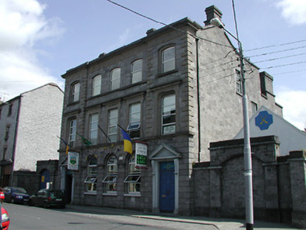 Slievenamon Road,  THURLES TOWNPARKS, Thurles,  Co. TIPPERARY NORTH