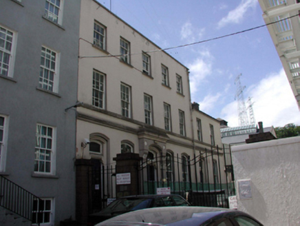 9 Mary Street,  WATERFORD CITY, Waterford,  Co. WATERFORD