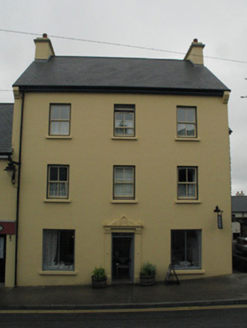 An tSráid Ard [High Street],  ROUNDSTONE, Cloch na Rón [Roundstone],  Co. GALWAY