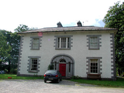 Carrigard House, KEELOGES (BOYLE BY.),  Co. ROSCOMMON