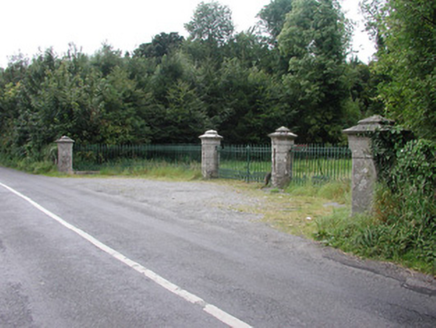 Correen Castle, CLOONFAD (MOY. BY.),  Co. ROSCOMMON