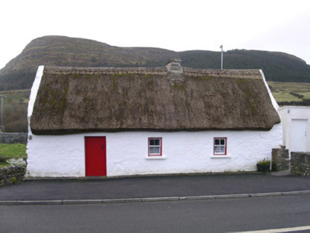 Dolly's Cottage, LARASS OR STRANDHILL, Strandhill,  Co. SLIGO