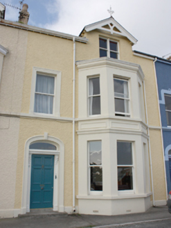 6 Montgomery Terrace,  BALLYNALLY, Moville,  Co. DONEGAL