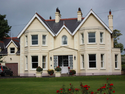 Cloneen, Saint Oran's Road,  ARDARAVAN, Buncrana,  Co. DONEGAL