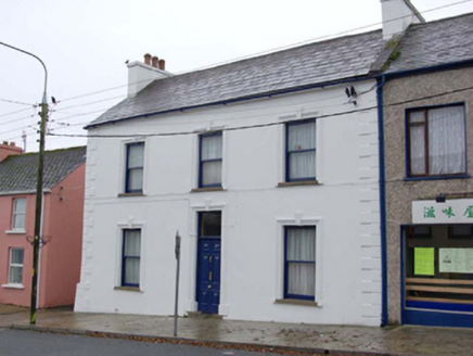 Carbery House, Main Street,  MOUNTCHARLES, Mountcharles,  Co. DONEGAL