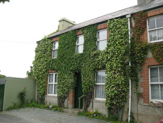 4 Lee's Terrace, Riverside, CLIFDEN, Clifden, GALWAY - Buildings of Ireland