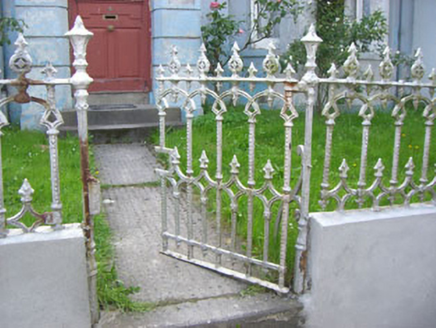74 North Street, GORTNACLOHY, Skibbereen, CORK - Buildings of Ireland