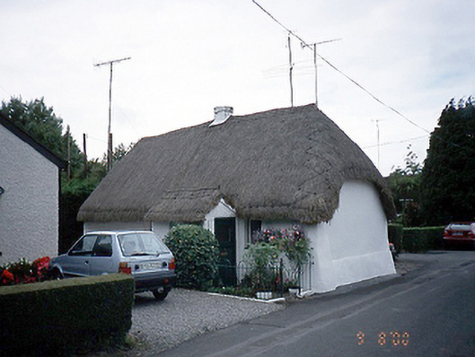 The Thatch Cottage, Ballisk,  BEAVERSTOWN, Donabate,  Co. DUBLIN