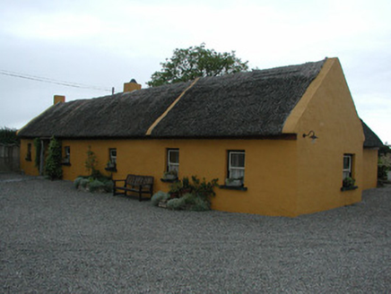 Derrinclare Cottage, DERRINCLARE,  Co. OFFALY