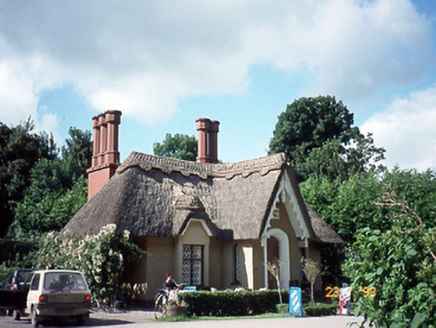 Killarney House, Port Road,  KNOCKREER, Killarney,  Co. KERRY